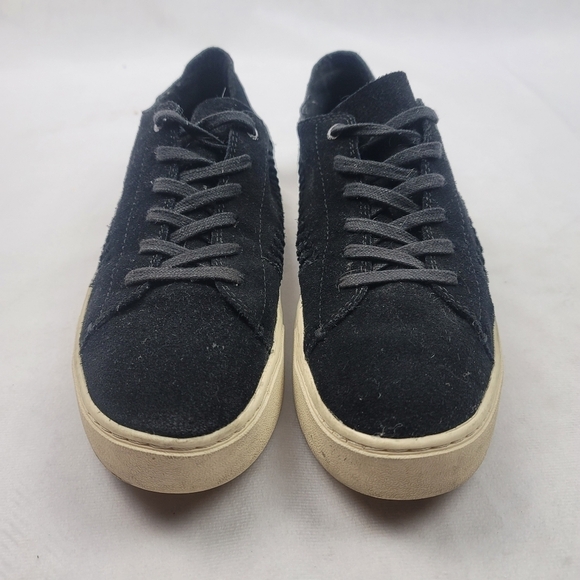 Toms Black and Cream Women's Sneakers - Picture 3 of 7
